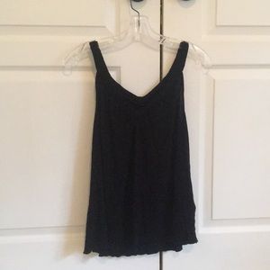 H&M black flowy V-neck tank top